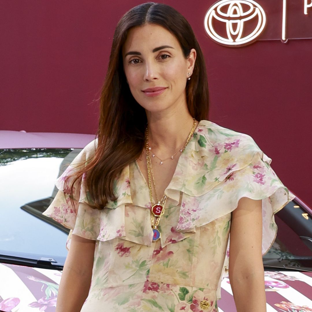 Sassa de Osma confirma el lujo silencioso con su look floral más elegante en su cita de amigas ante su nuevo proyecto profesional