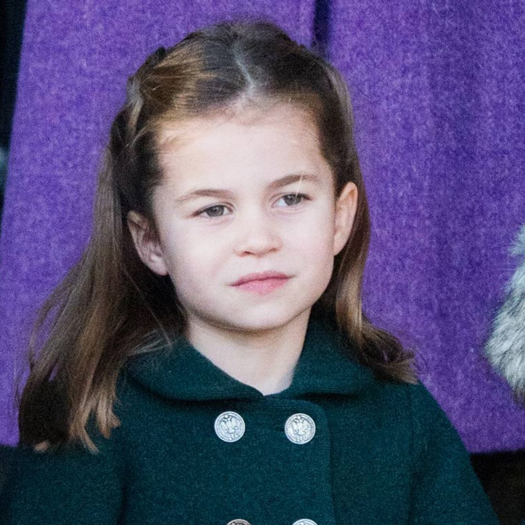 ¡Adorable! La reverencia de Charlotte de Cambridge a su bisabuela, Isabel II