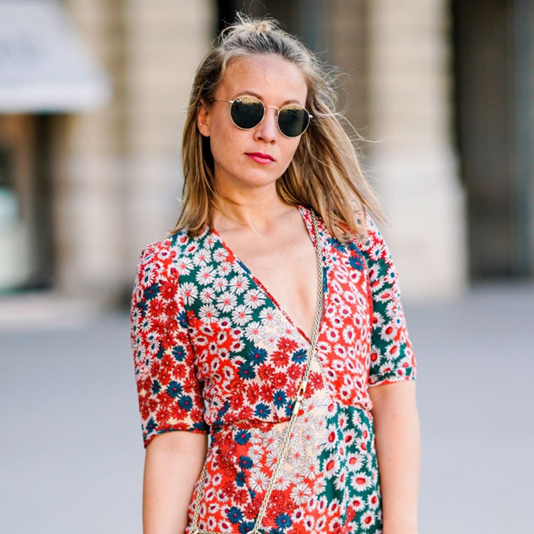 De los más románticos o los modernos, nuestra estilista ficha los mejores vestidos de flores