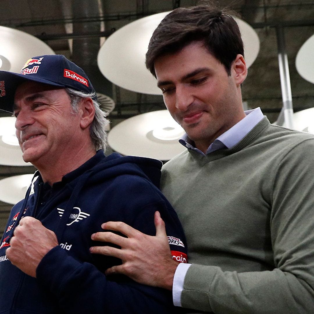 Carlos Sainz y su hijo protagonizan un divertido pique en directo