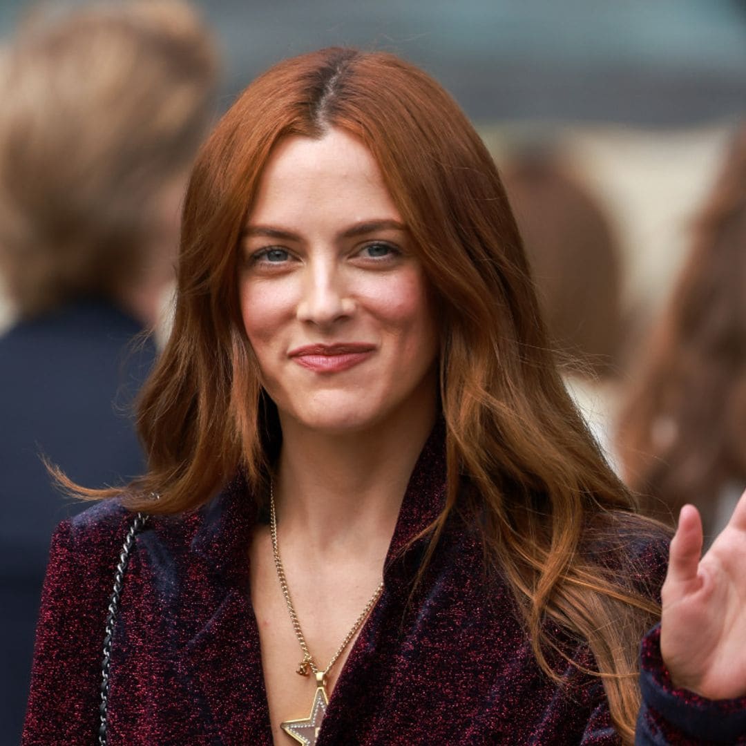 Riley Keough tiende puentes de paz con su abuela Priscilla tras ser nombrada propietaria oficial de Graceland