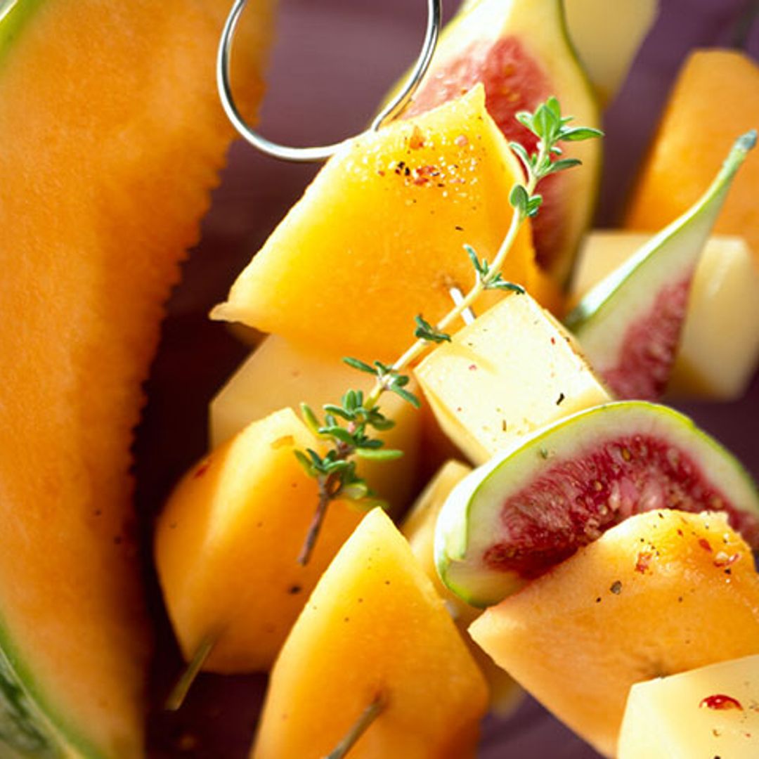 Brochetas de melón, higo y queso Comté
