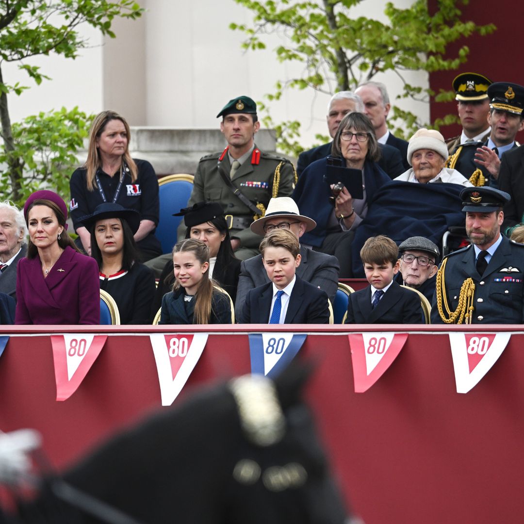 El príncipe Guillermo y Kate Middleton, junto con sus tres hijos, acompañan a la Familia Real británica en un importante aniversario 
