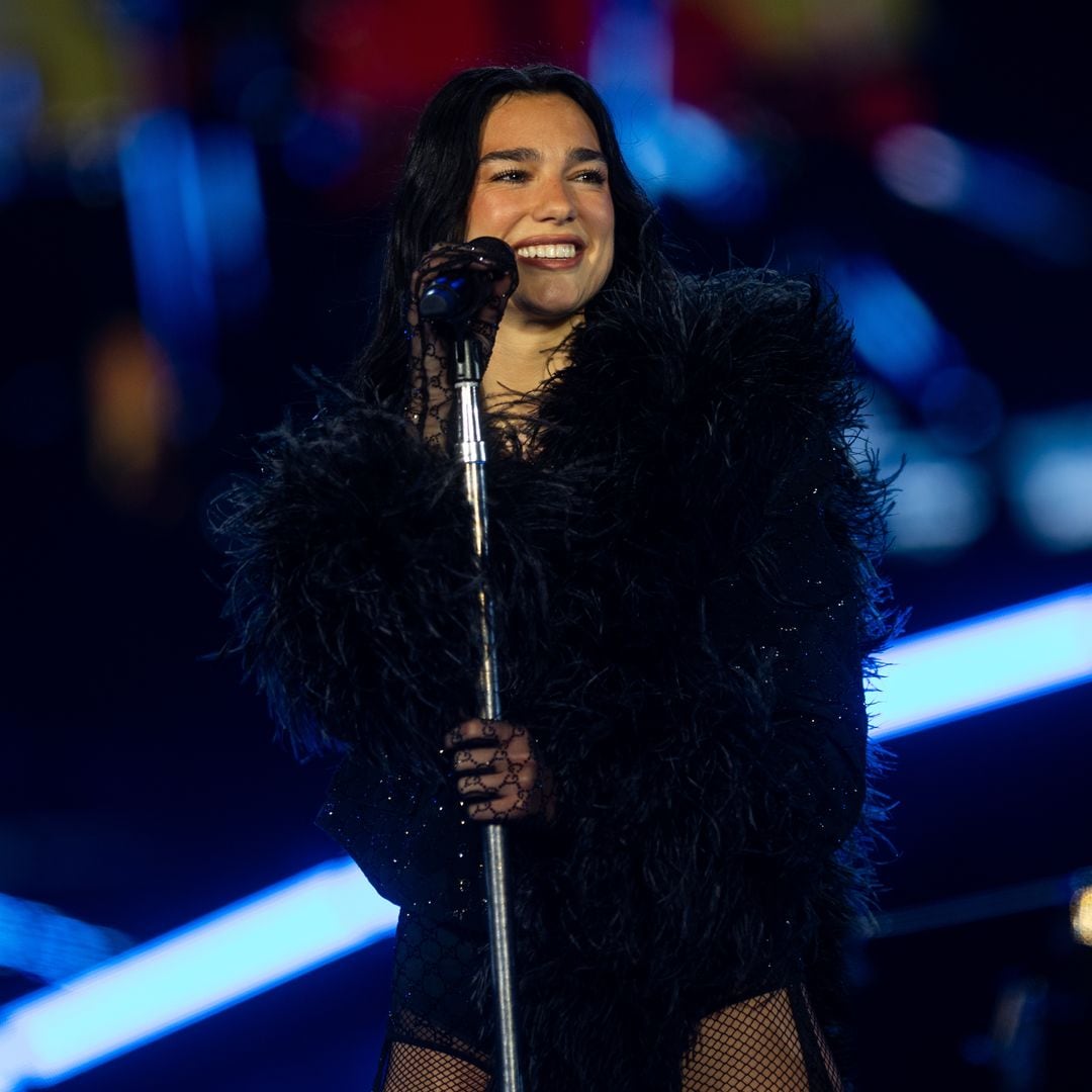 Dua Lipa rinde homenaje a Selena Quintanilla en el cierre de su gira en la Ciudad de México