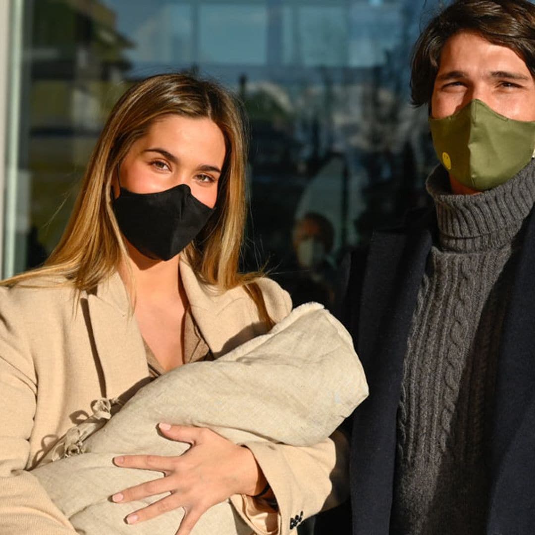María Pombo se estrena como mamá con el mono de Zara más cómodo