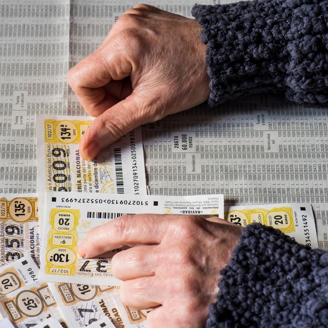 Hacienda lo confirma: esta es la cantidad exacta que te quitarán si te tocan más de 40.000 € en la Lotería de Navidad