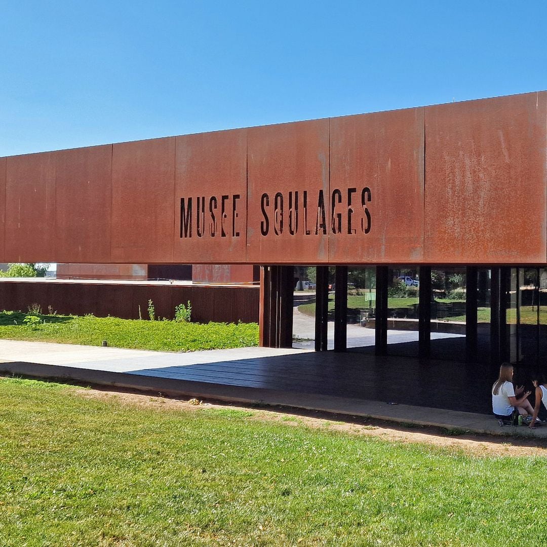 Museo Soulages, Rodez, Francia
