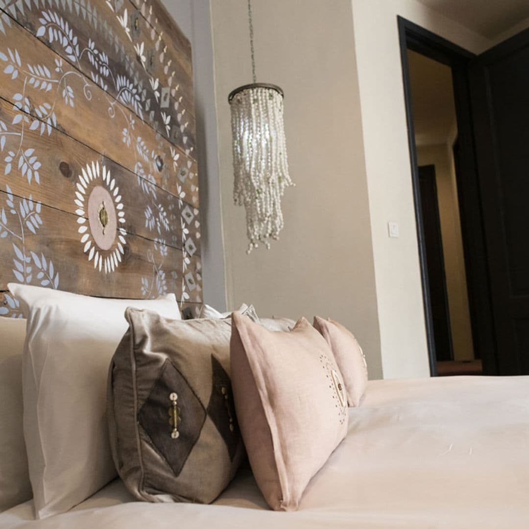 Cabeceros de cama que se salen de la norma y que darán personalidad a tu dormitorio
