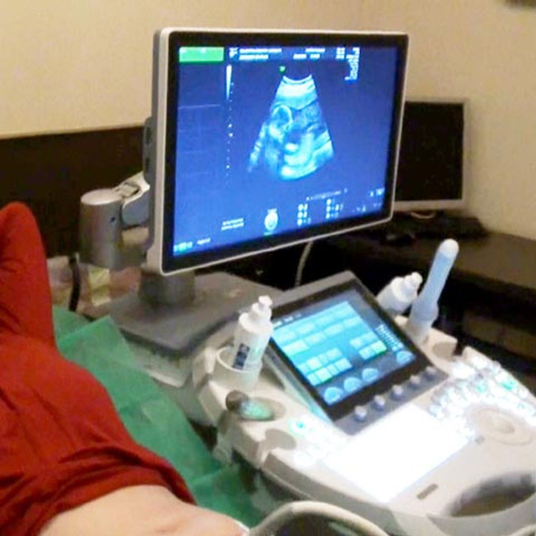 Antes de que Samanta Villar diera a luz, su marido experimentó lo que es tener un bebé