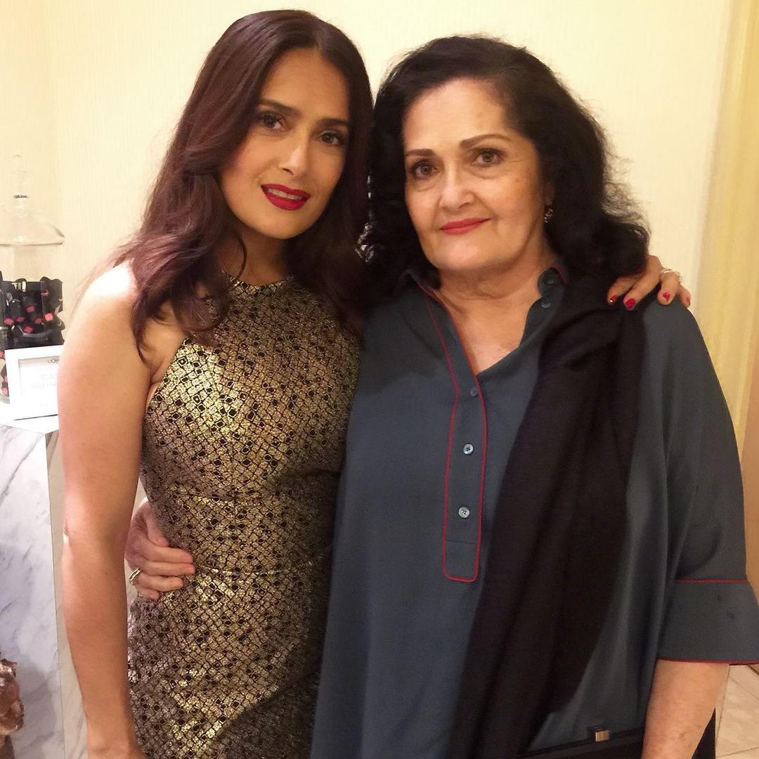 De Salma Hayek a Andrea Legarreta: los famosos celebran el Día de las Madres 
