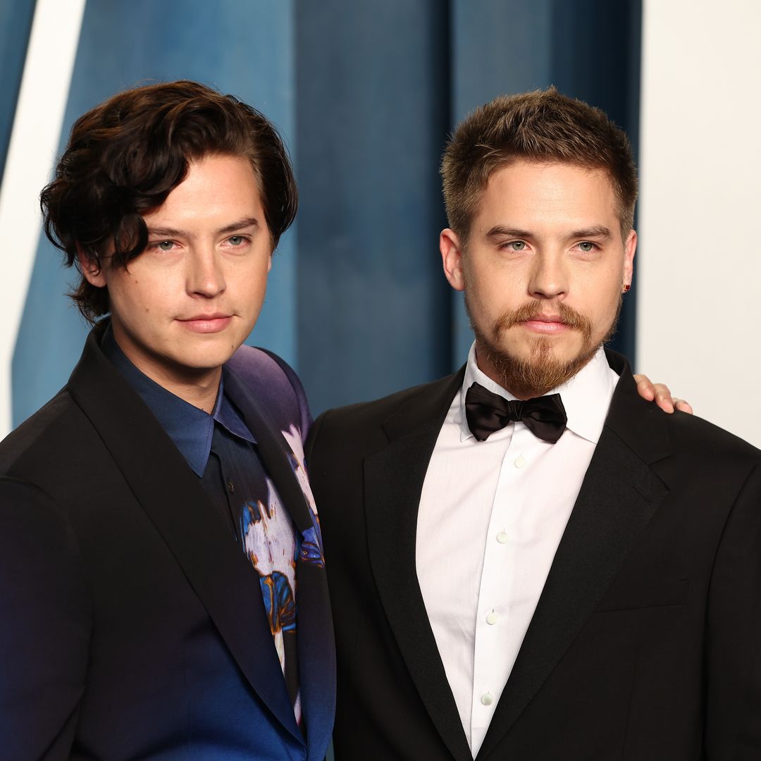 El secreto familiar que Dylan Sprouse acaba de descubrir y que su hermano Cole prefiere no conocer