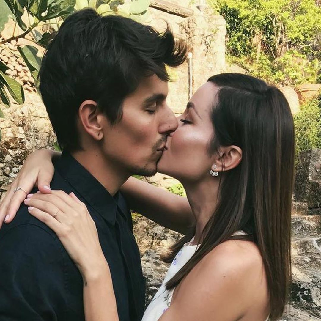 Dafne Fernández celebra su aniversario con Mario Chavarría: 'Por otros mil años más'