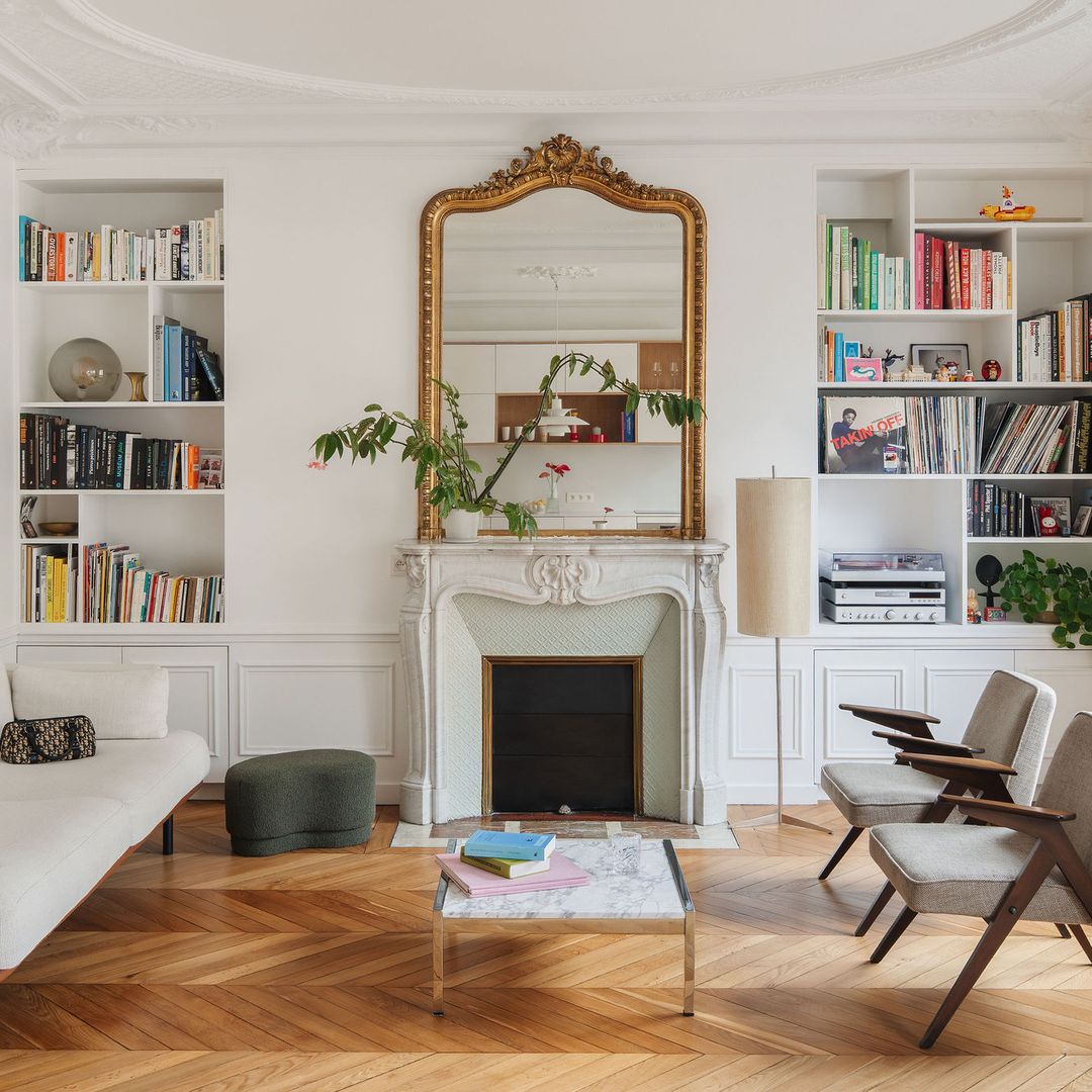 Salón de un piso parisino