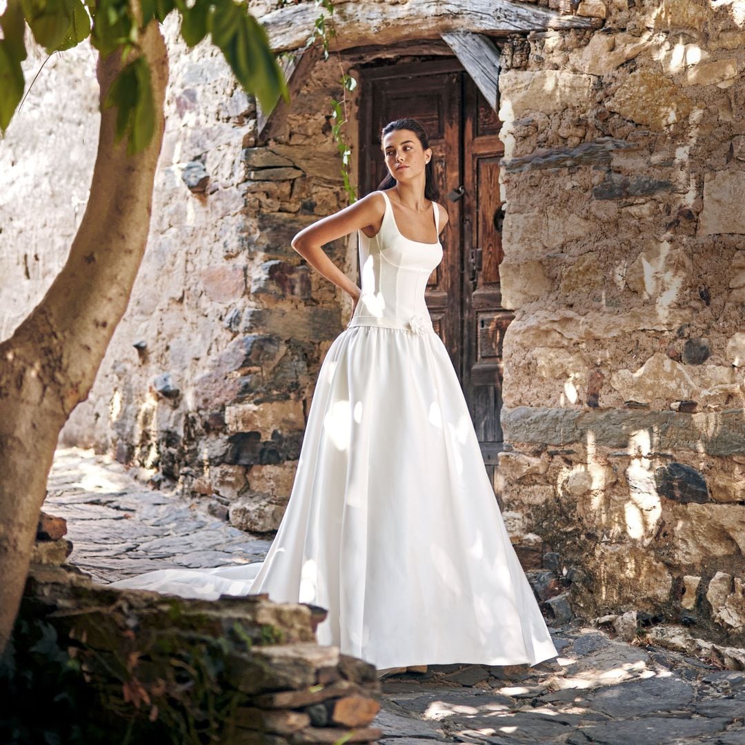 Ni sencillos ni recargados, los vestidos de novia de 2026 apuestan por estos detalles