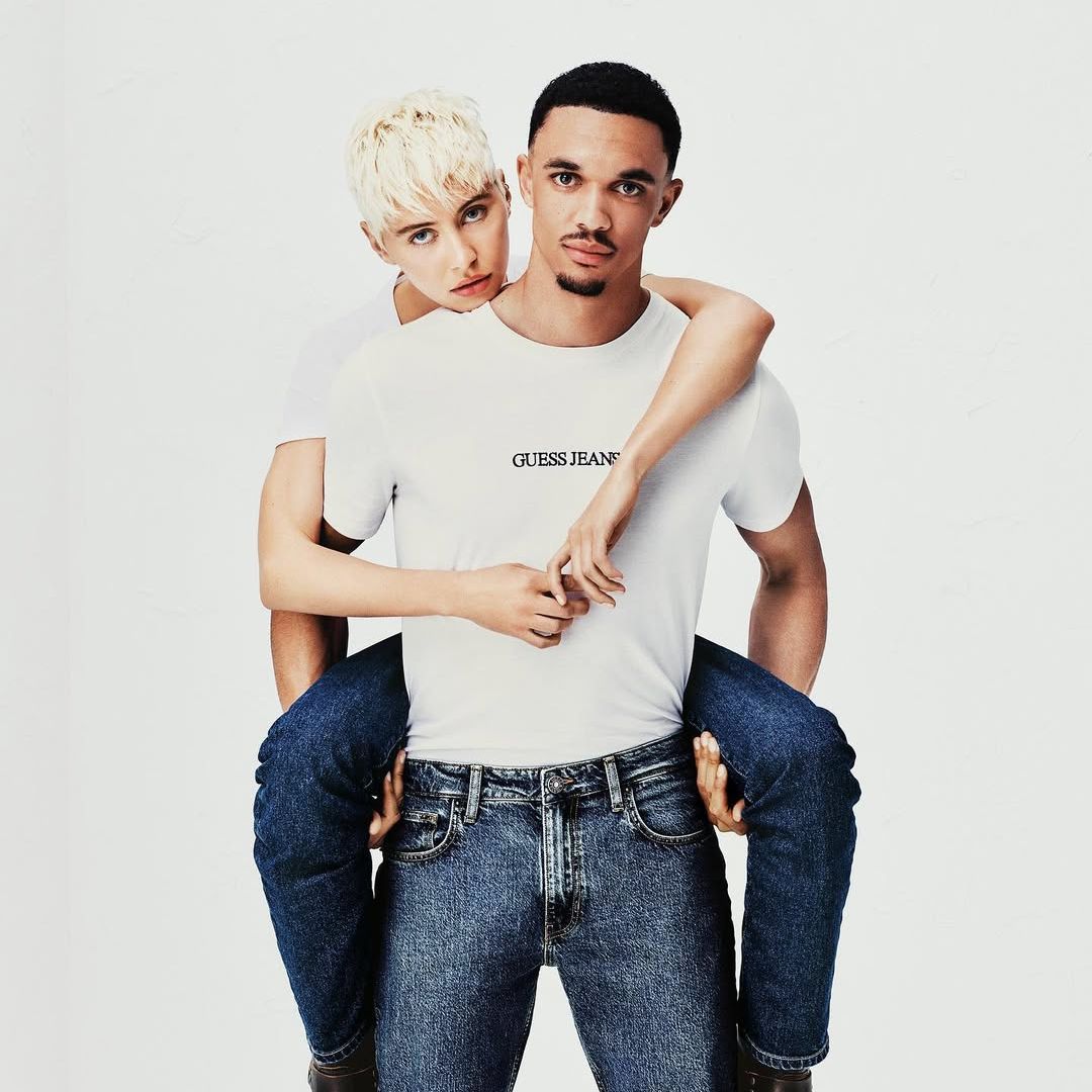 Alexander-Arnold, el ex de Iris Law, que podría fichar por el Real Madrid