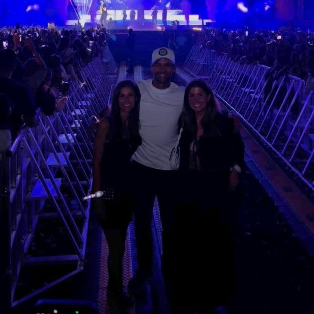 Ana Boyer, Fernando Verdasco y Ana Verdasco en el concierto de Enrique Iglesias en Canarias. 5 de julio de 2025