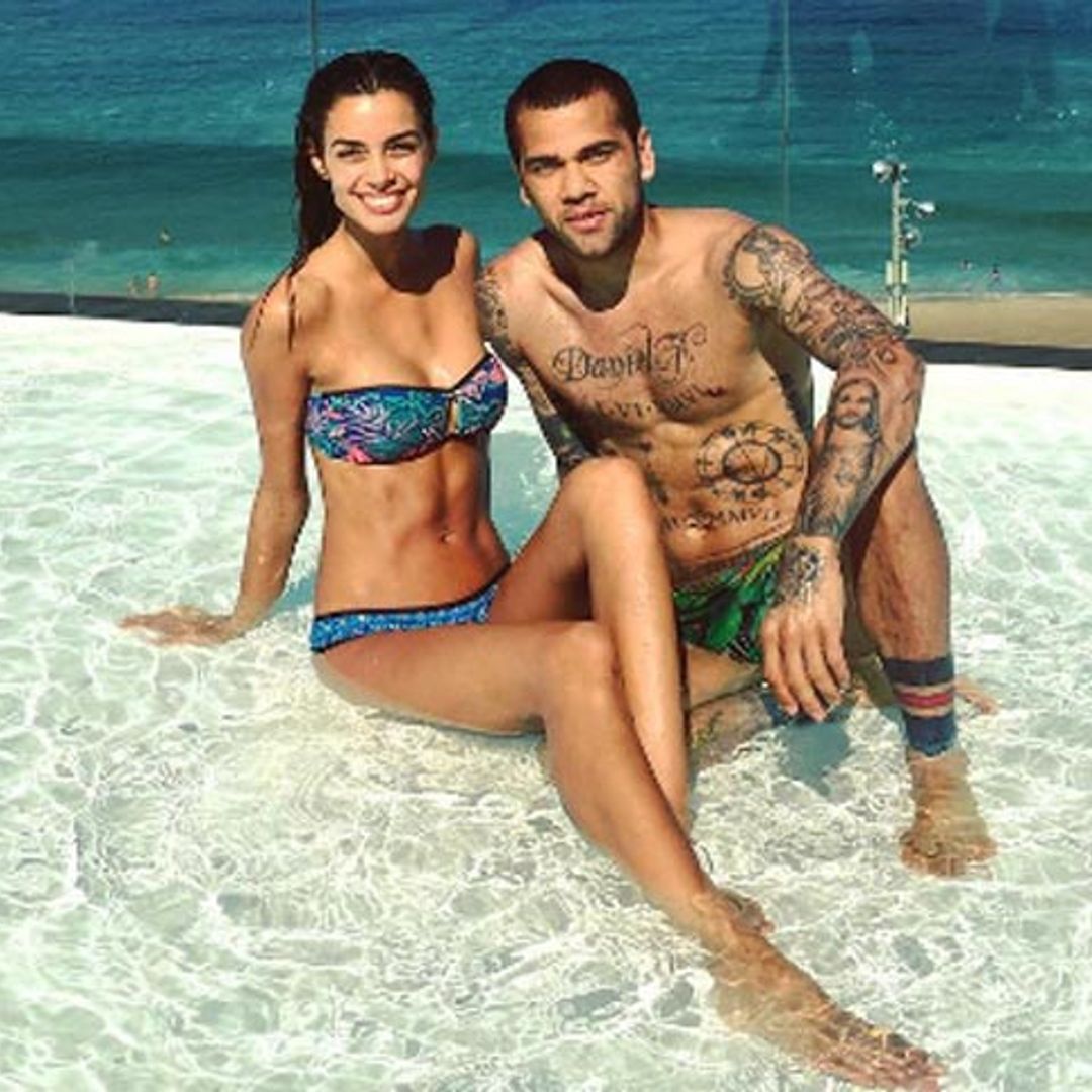 Las románticas vacaciones de Dani Alves y Joana Sanz