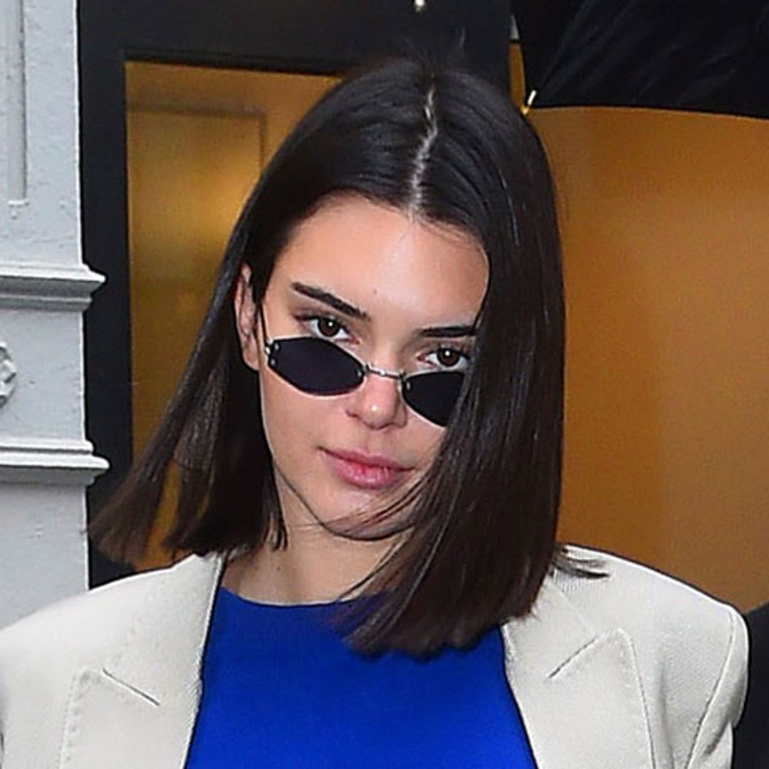 El 'look' más noventero (e imposible) de Kendall Jenner