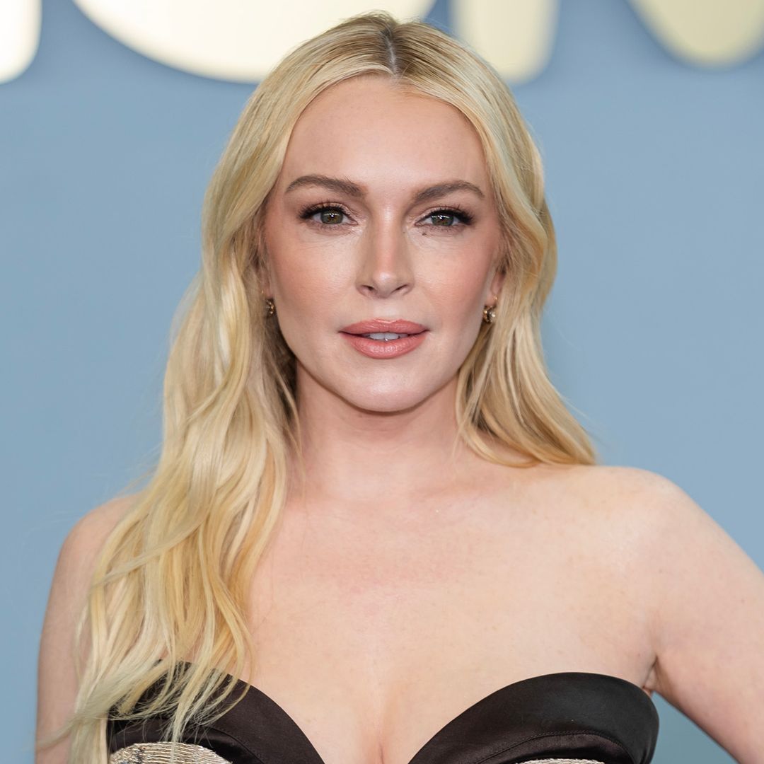 Lindsay Lohan recupera su característico cabello rojo y sus fans celebran su regreso