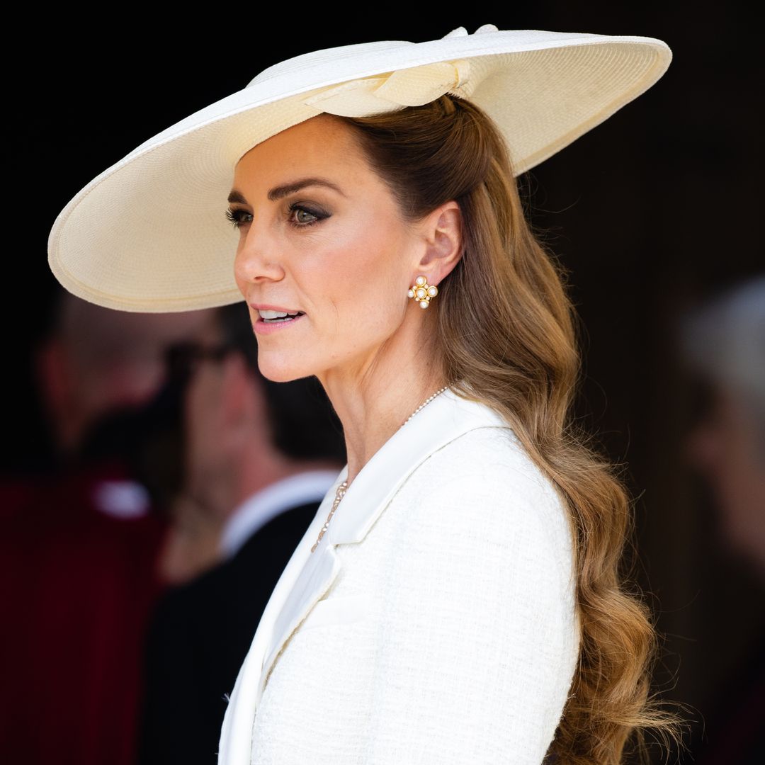 Los mejores looks de las 'royals' con el color del año 2026: de Kate Middleton a la reina Letizia