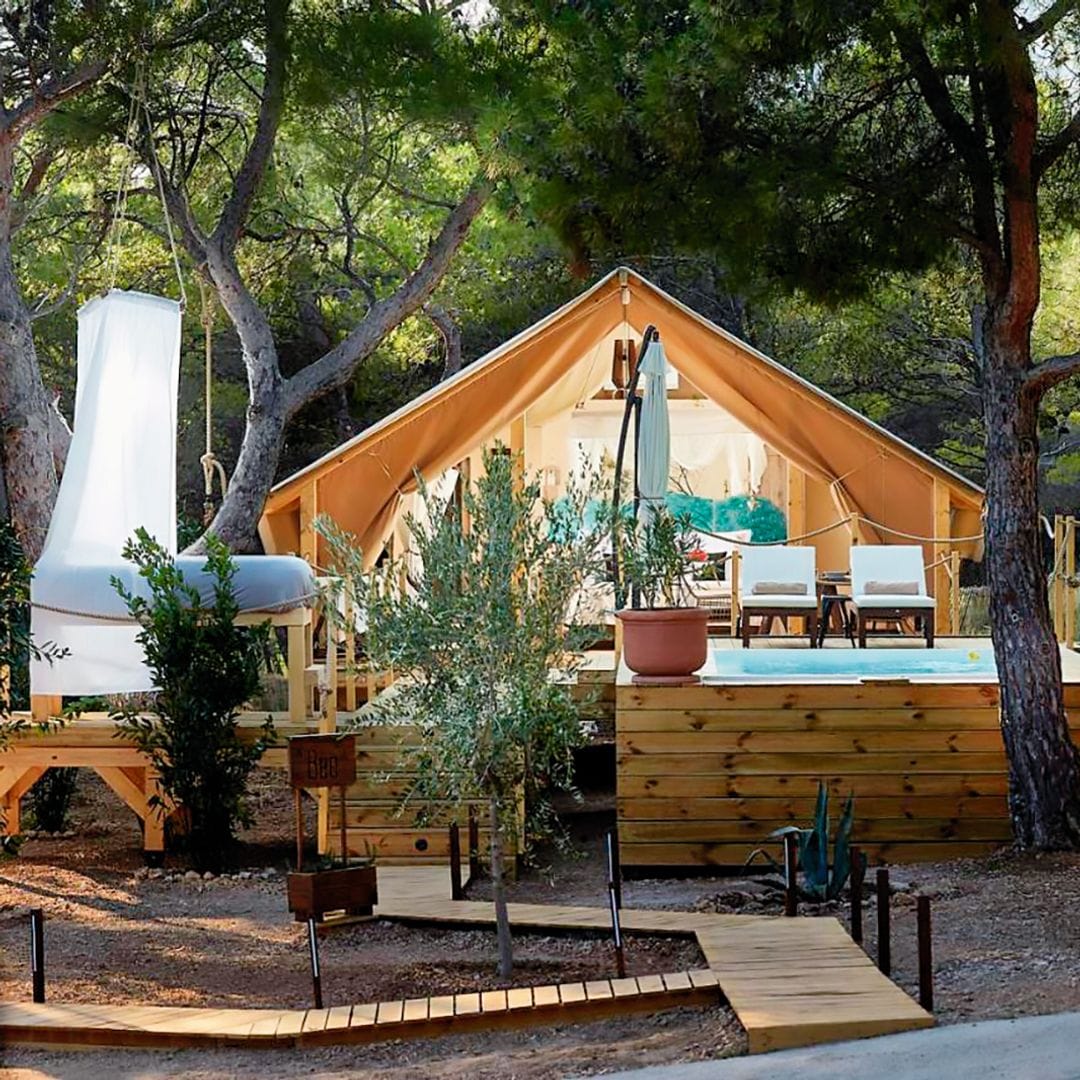 Glamping Abeille Maison, Bol, Croacia