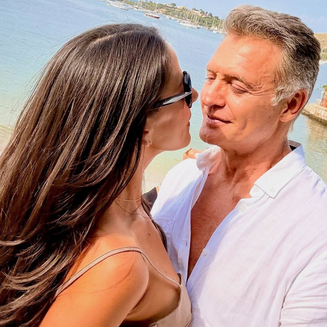 Ilusionados, Juan Soler y Paulina Mercado pasean su amor por Palma de Mallorca