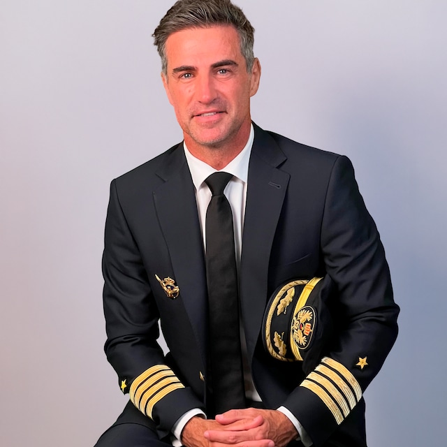 Perico Durán, piloto de Iberia, comandante del Airbus A320 y divulgador en redes sociales especializado en superar el miedo a volar