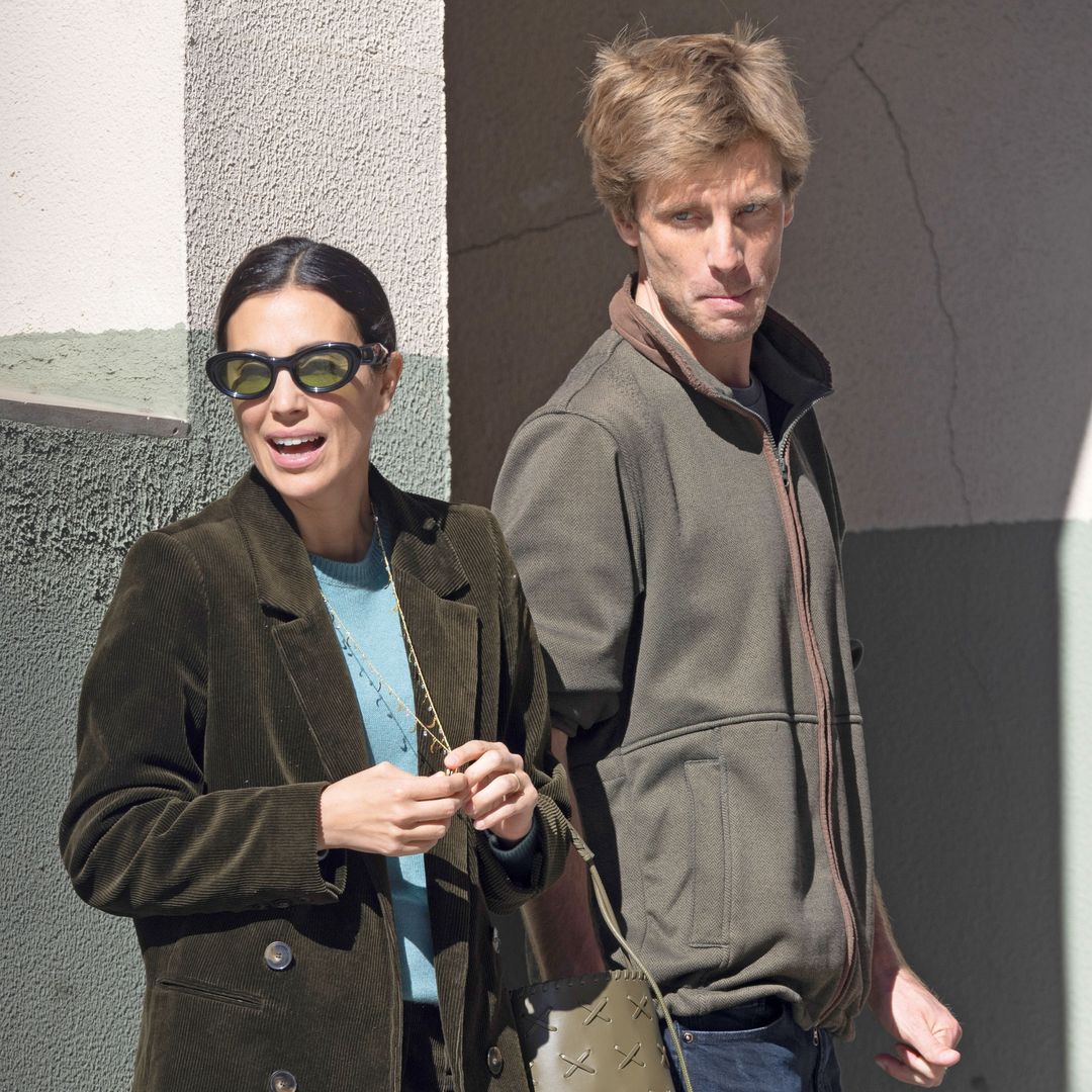 Sassa de Osma y Christian de Hannover disfrutan de un paseo en familia en Madrid