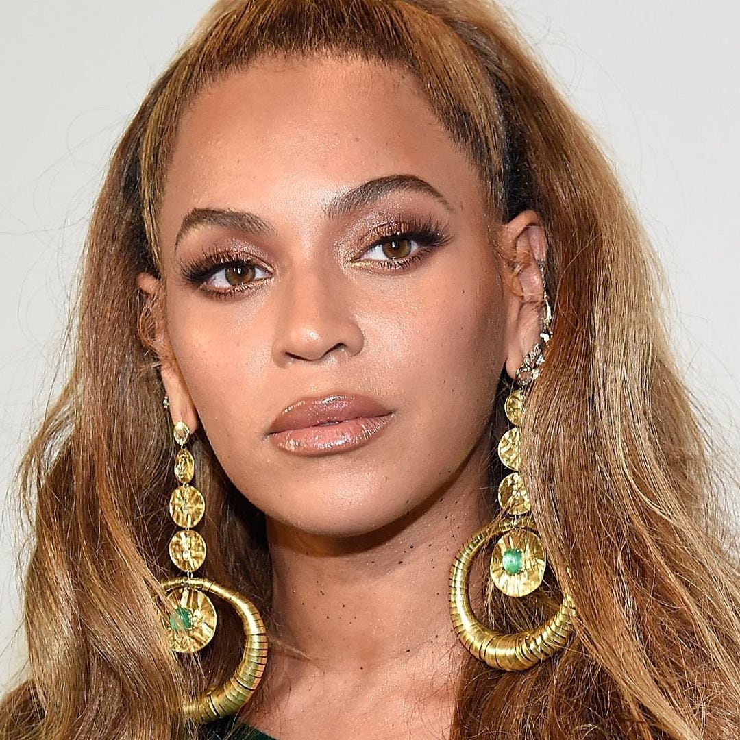 Beyoncé nos enseña cómo triunfar con el 'highlighter'