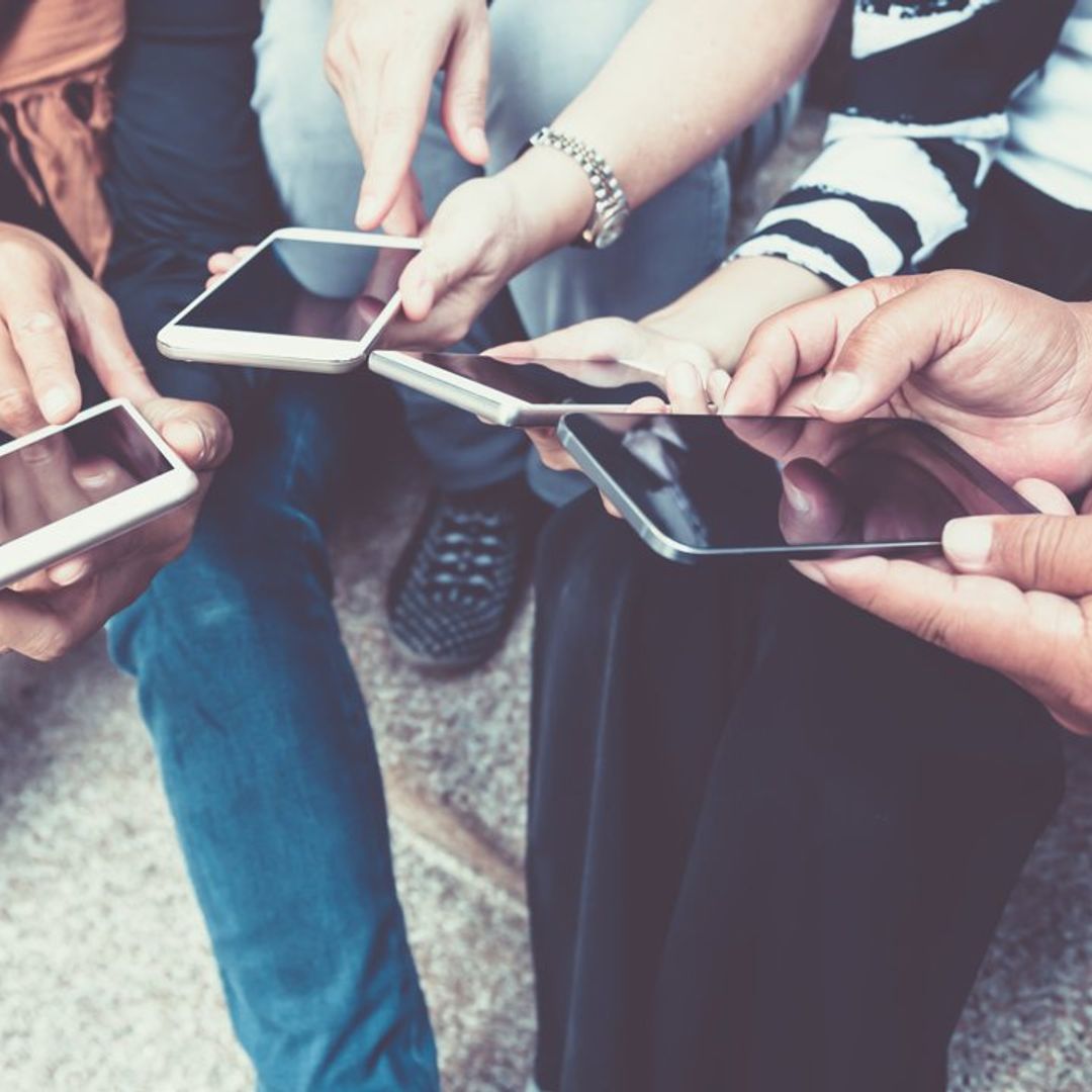 Retos virales y actos crueles en las redes sociales, ¿por qué están tan de moda?
