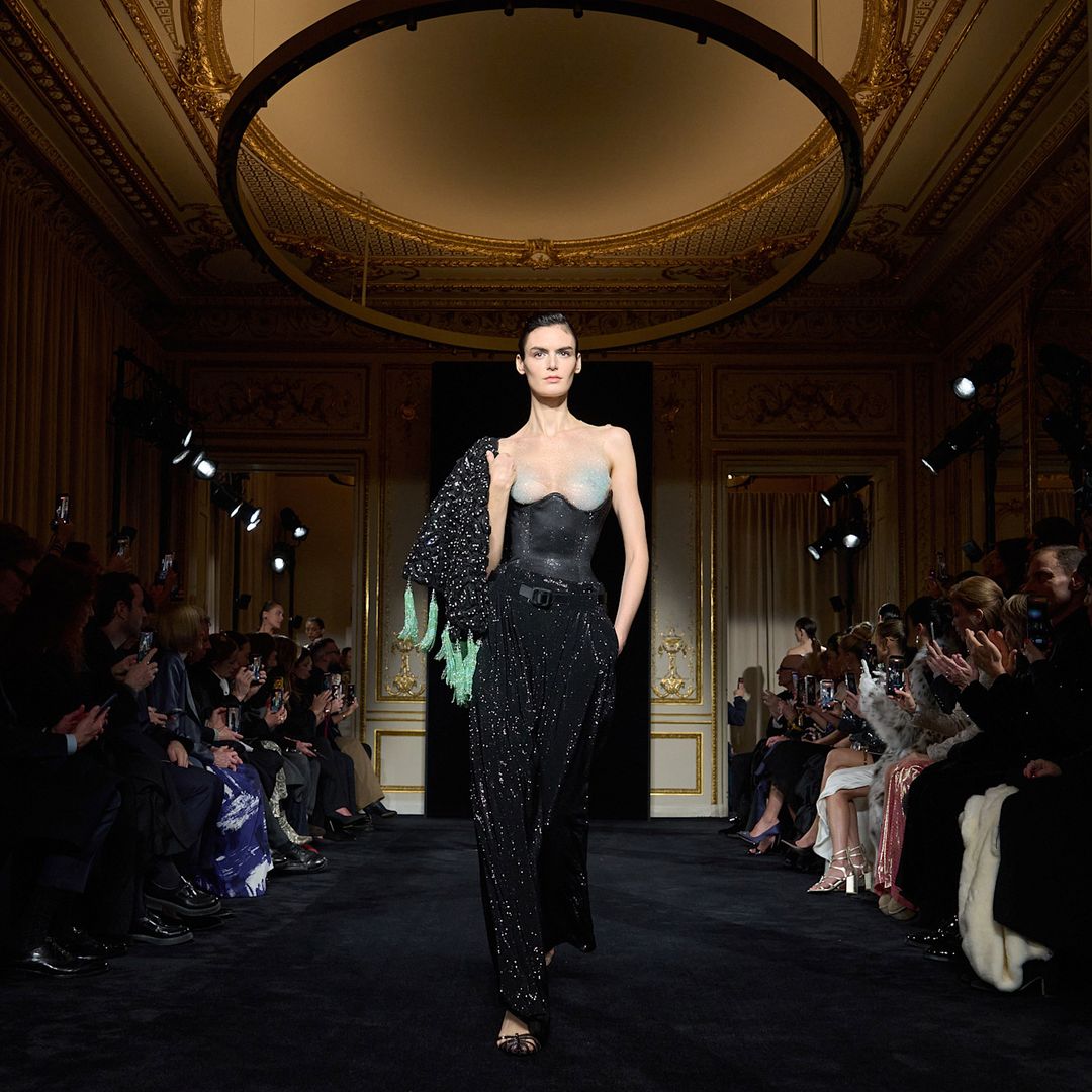 Silvana Armani debuta al frente de la casa honrando el legado de Giorgio Armani