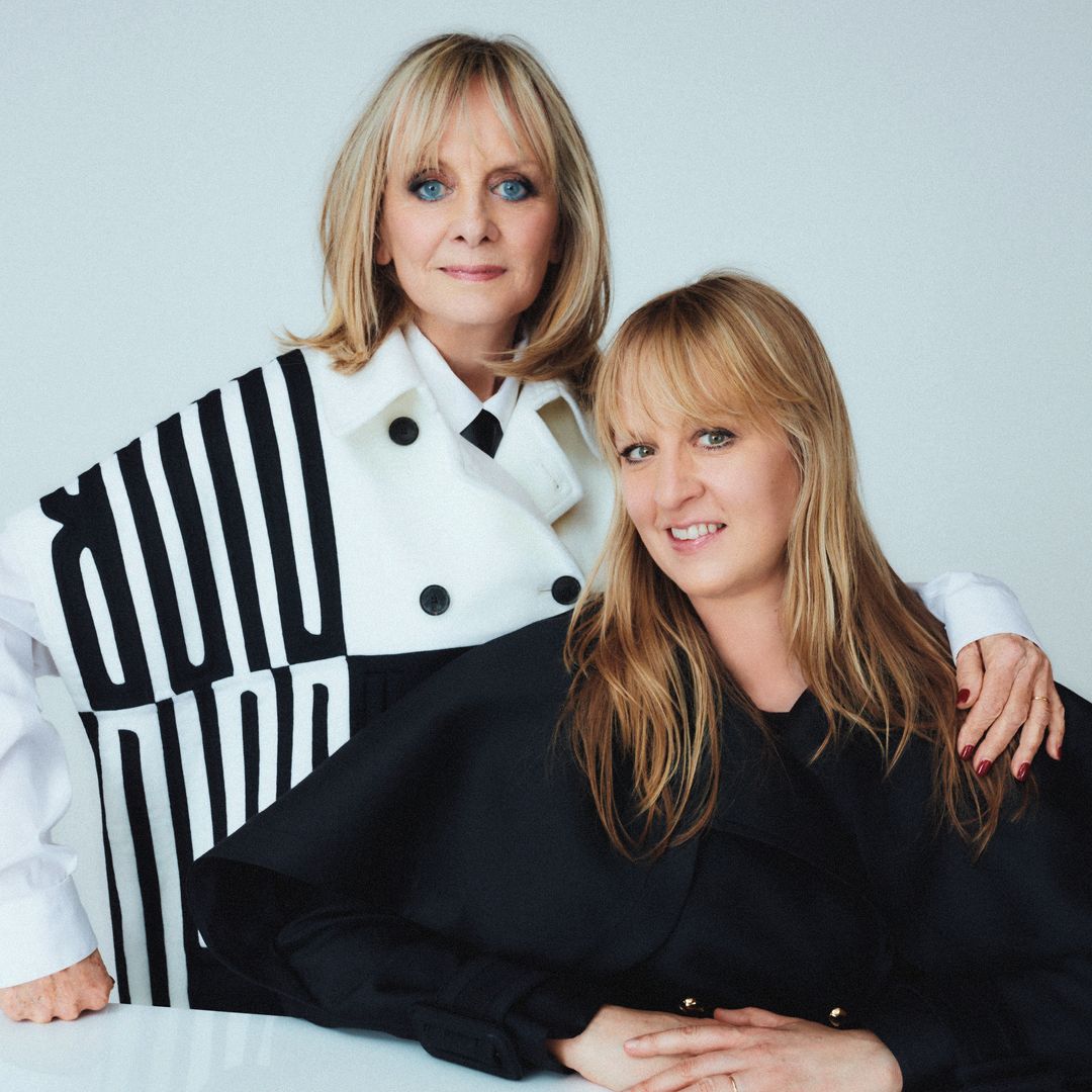 Twiggy posando con su hija