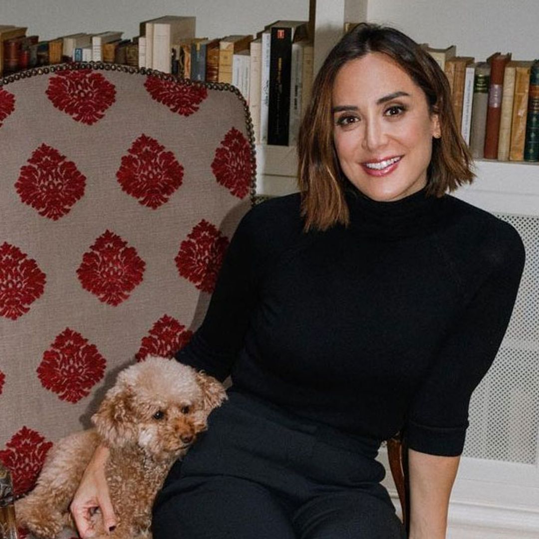Tamara Falcó se apunta a la tendencia que te permite estrenar ya tu 'trench' de primavera