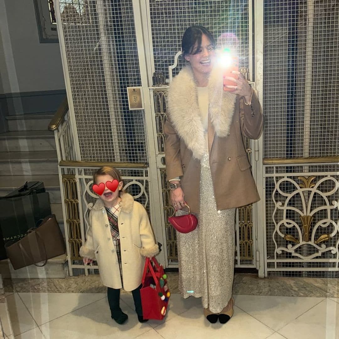 Isabelle Junot junto a su hija 