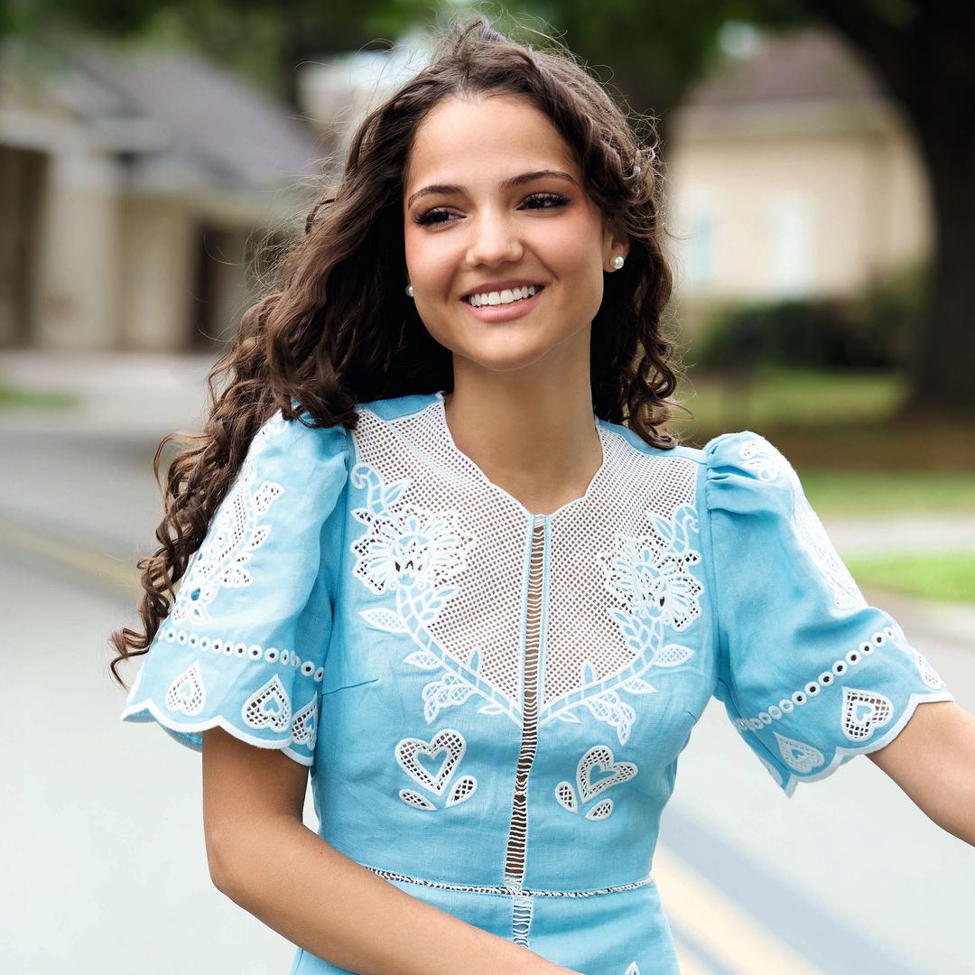 EXCLUSIVA. Ruth Iglesias, hermana de Julio Iglesias, una nueva estrella en la familia: "Lo más difícil de no tener padre ha sido ver el sufrimiento de mi madre"