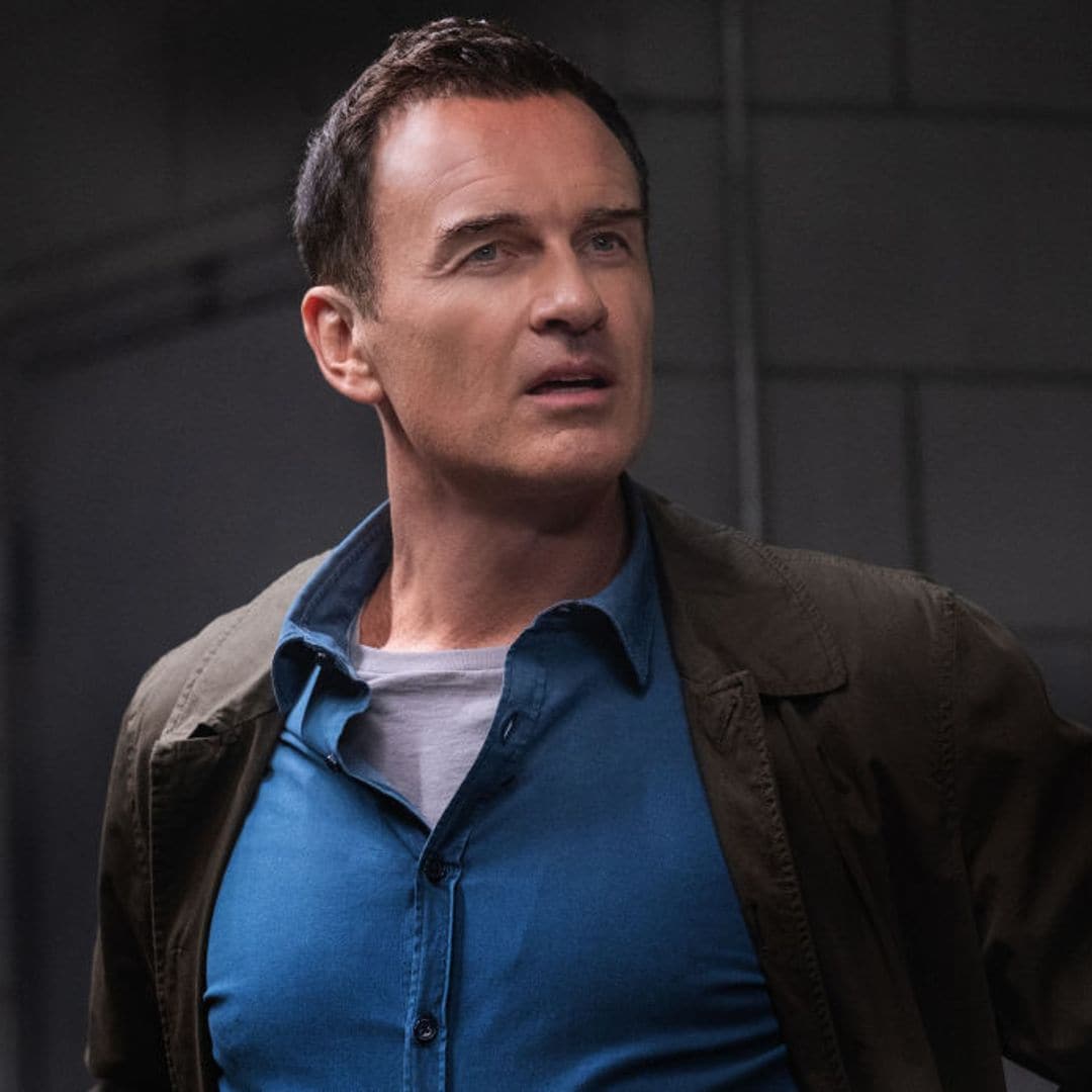 Se revelan las causas reales de la muerte de Julian McMahon, protagonista de 'Embrujadas', tras el informe forense