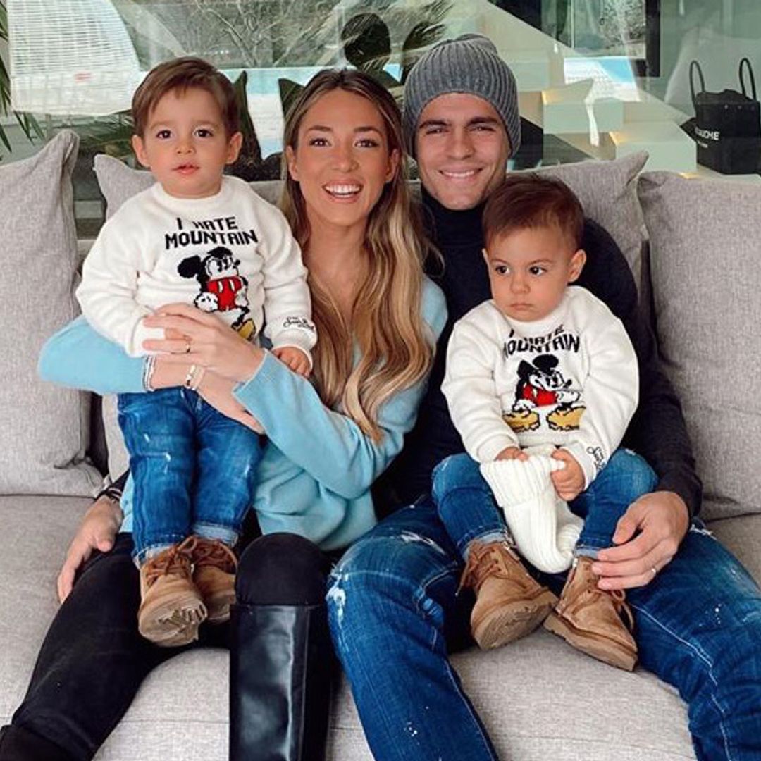 ¡Cuidado, leones sueltos! Alice Campello se encuentra dos simpáticas 'fieras' en casa