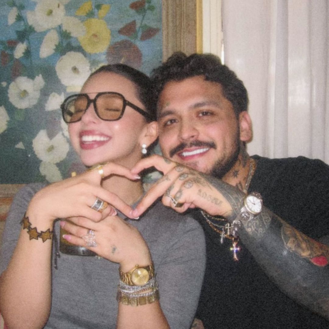 Christian Nodal y Ángela Aguilar se ponen románticos mientras se acerca una fecha especial