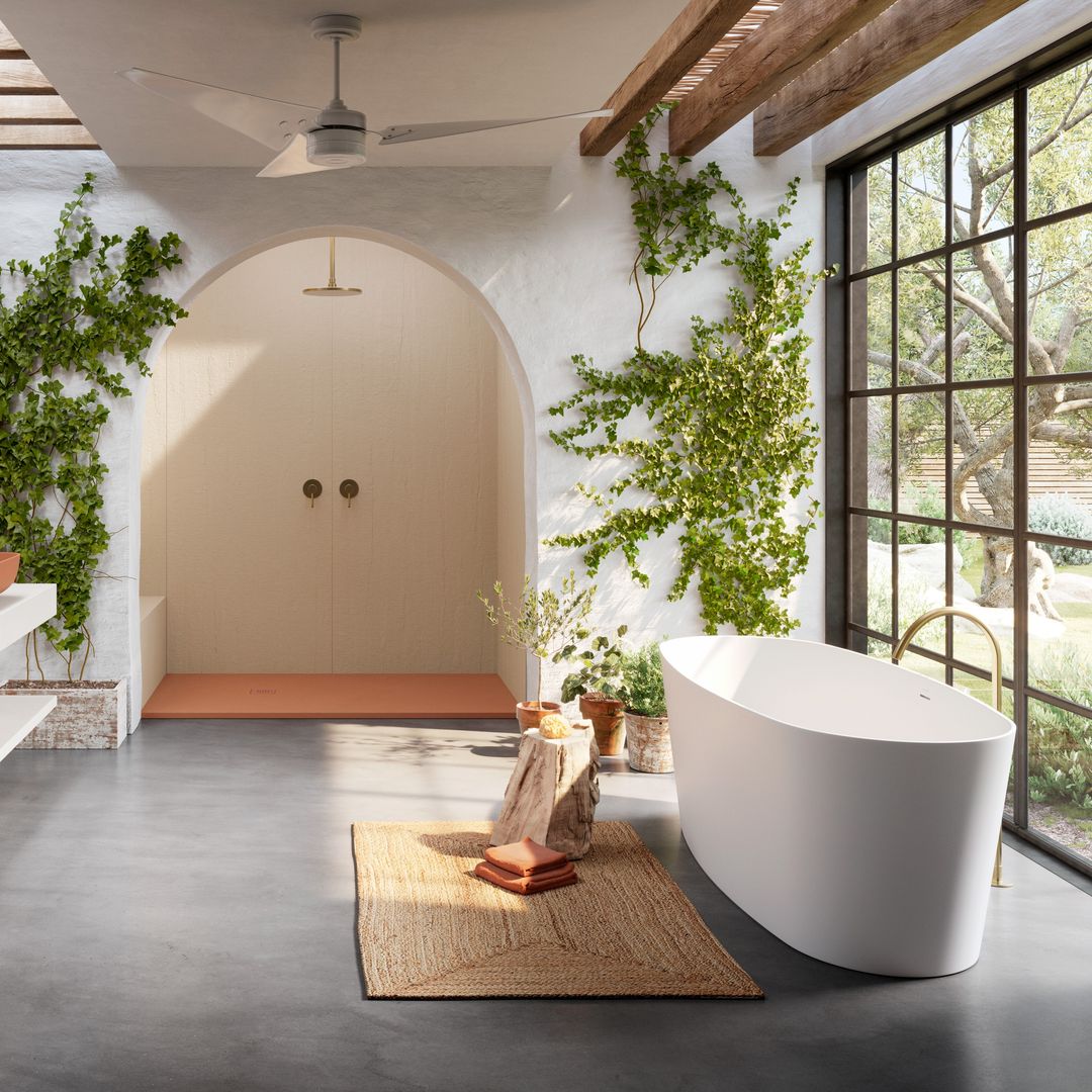 Los baños con bañera más bonitos para este mes de julio: 12 ideas exentas y empotradas para soñar en casa