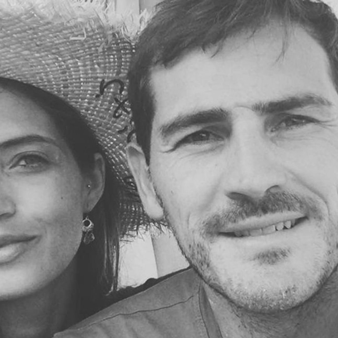 Sara Carbonero y sus hijos, tarde de superhéroes mientras se desvela el destino secreto de sus vacaciones