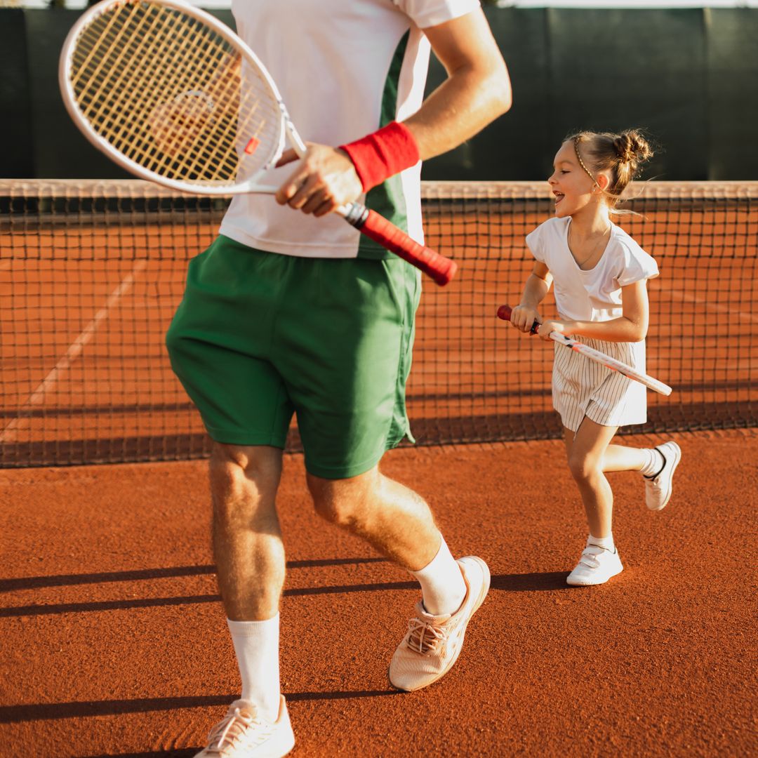 ¿Por qué el tenis es uno de los mejores deportes para los niños? 5 beneficios que debes conocer