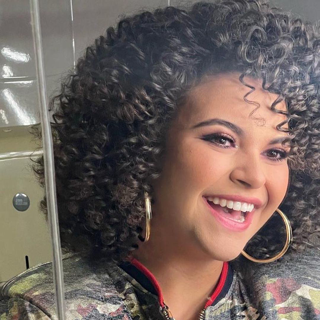 Lucerito Mijares niega que exista algún tipo de rivalidad con Ángela Aguilar