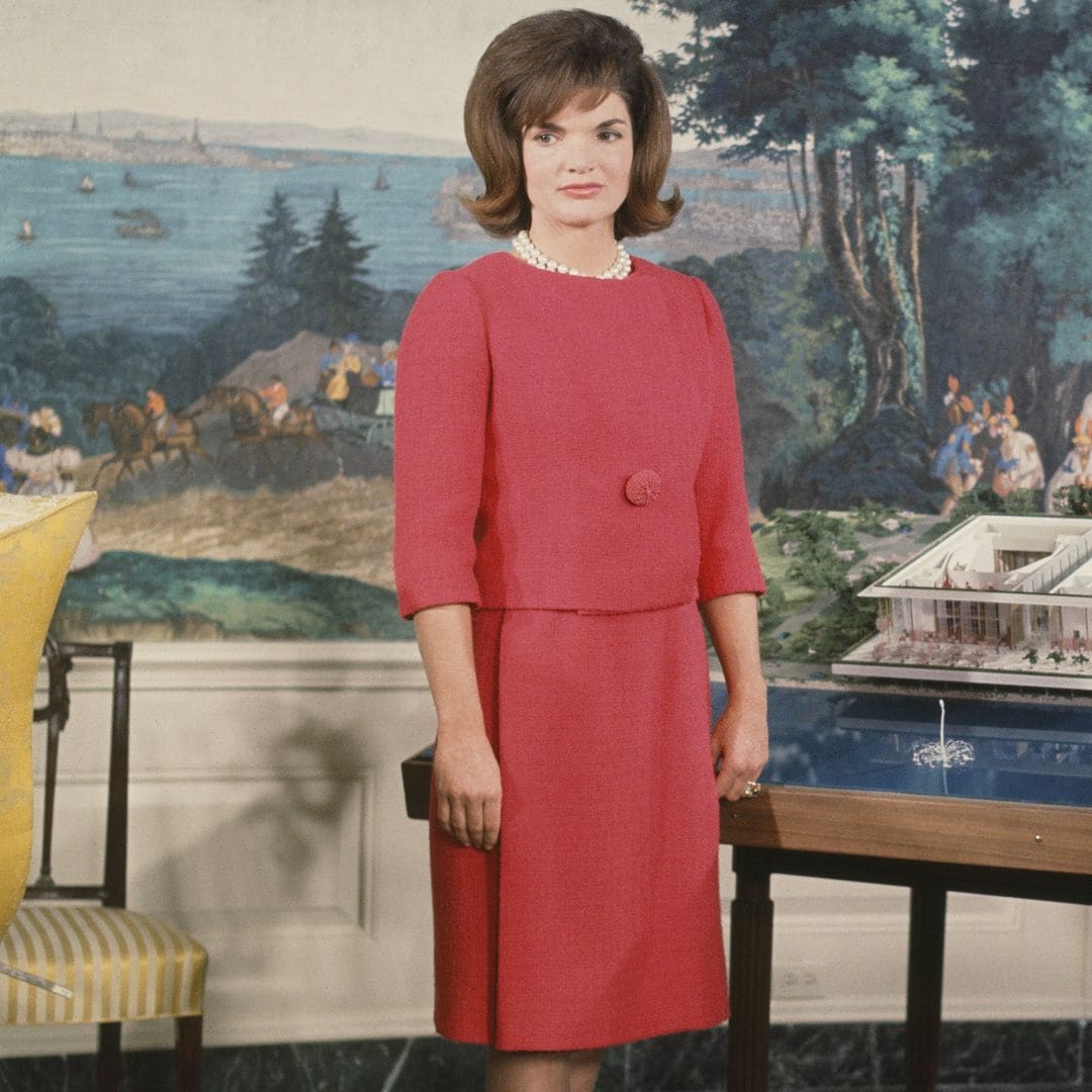 Los looks más icónicos de Jackie Kennedy que queremos que Naomi Watts recupere en ‘American Love Story’