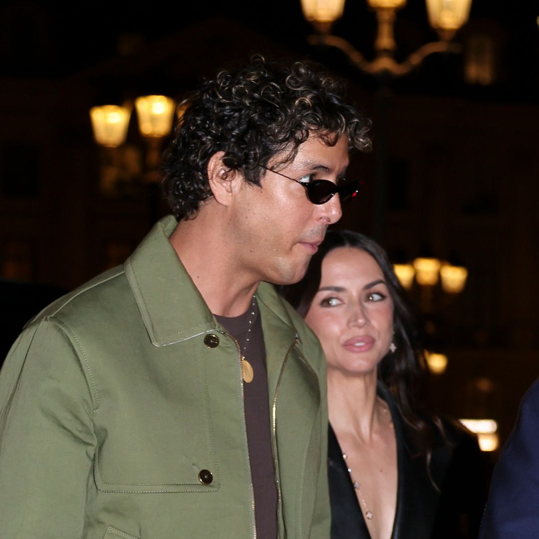 Ana de Armas presenta oficialmente en París a su nuevo amor, el músico venezolano Beto Montenegro