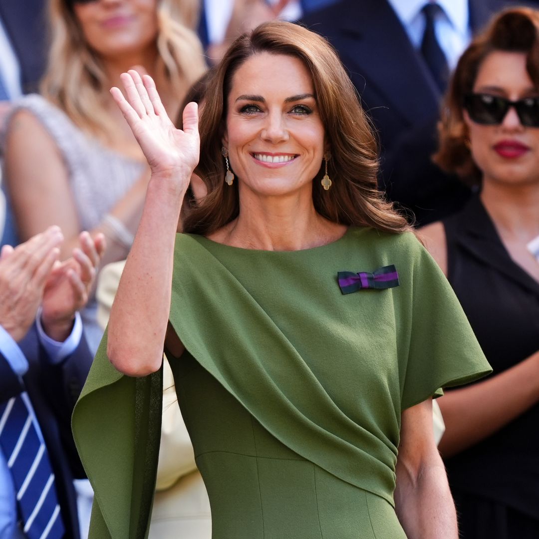 Los príncipes de Gales, junto a sus hijos mayores, presiden la final de Wimbledon con un pequeño gran ausente y un look que causa furor