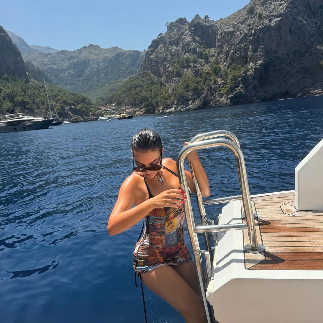 Cristiano Ronaldo y Georgina Rodríguez durante sus vacaciones en Mallorca den 2024