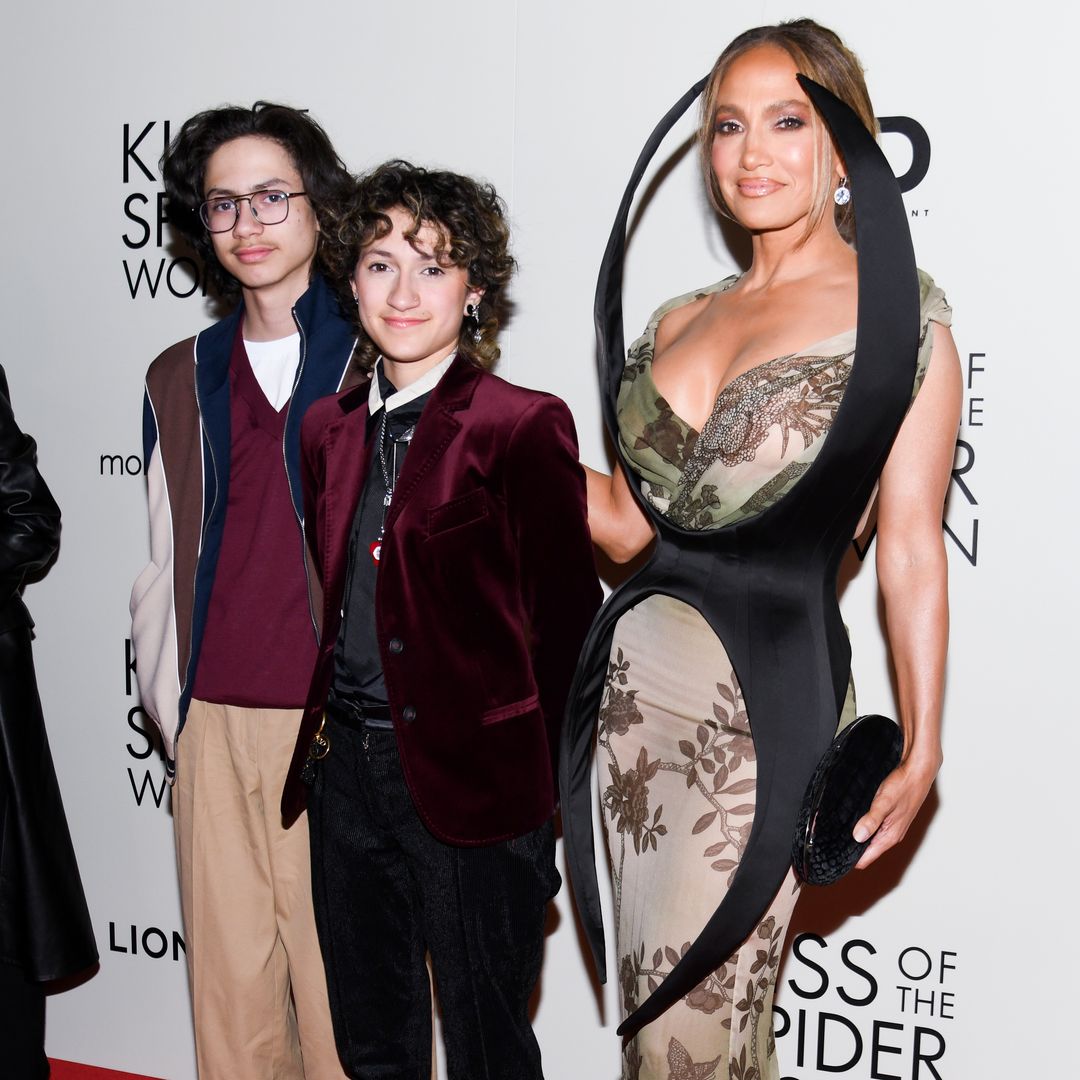 Jennifer Lopez revela cómo ha enfrentado el 'nido vacío' tras la partida de Oskar y Max a la universidad