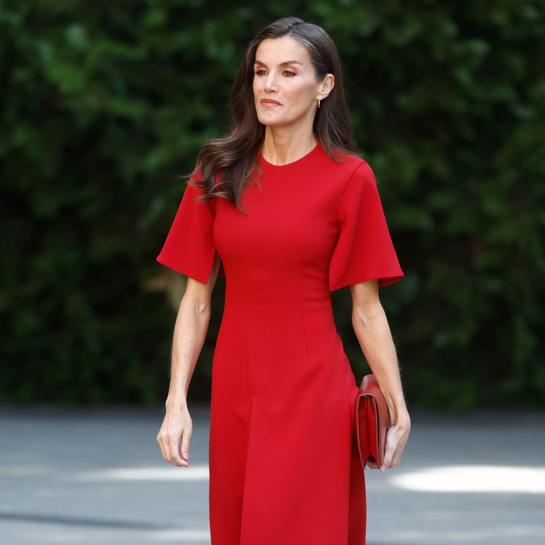 He probado los zapatos de tacón cómodo de la reina Letizia y ahora entiendo por qué se los pone en (casi) todos sus actos