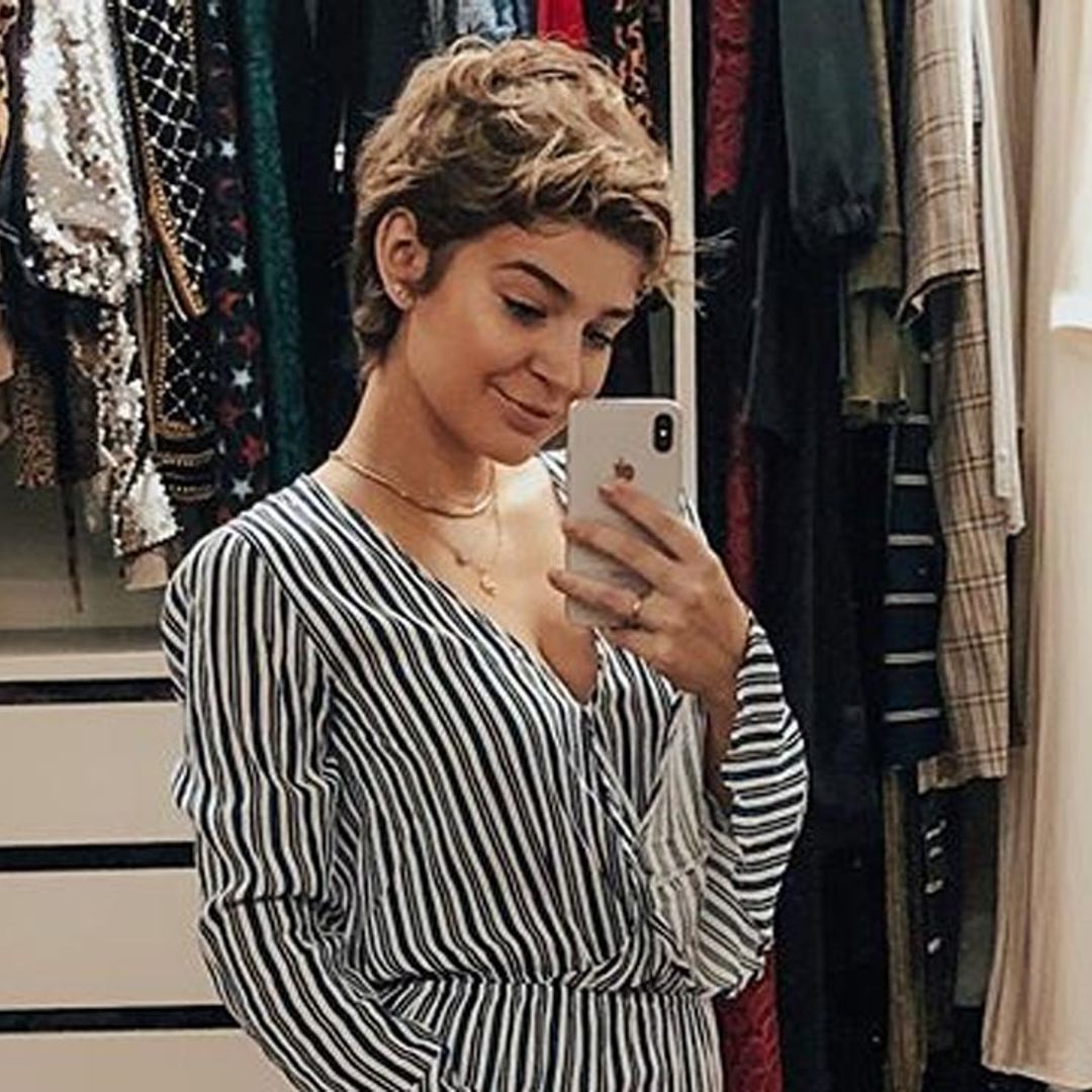 Laura Escanes, pletórica en su quinto mes de embarazo: 'Se me ve la barriga enorme'