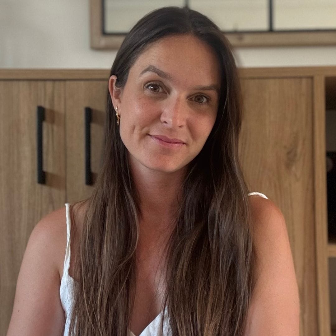 Claudia Lázaro, psicóloga: "Estar todos los días de tu vida viviendo desde la necesidad de agradar al resto supone un gran desgaste emocional"